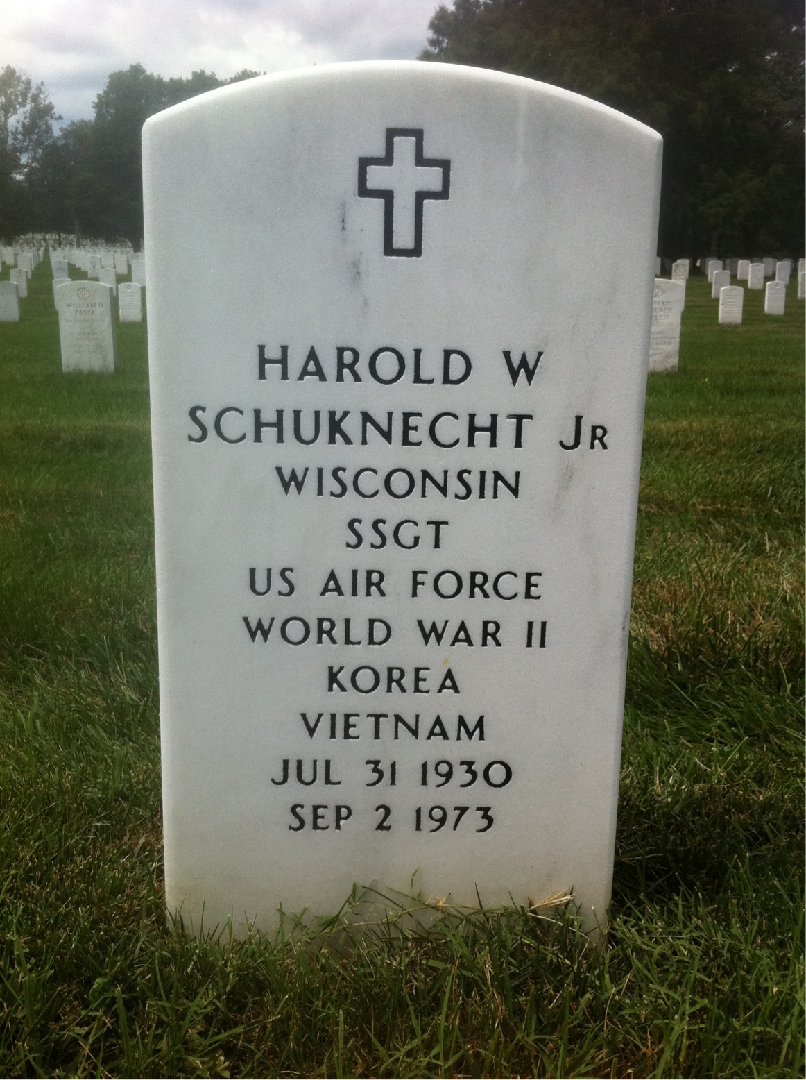 Harold Schuknecht