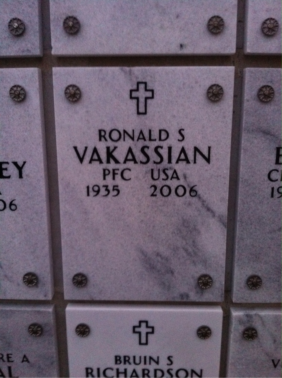 Ronald Vakassian