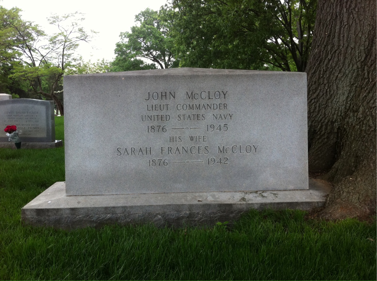 Headstone of John McCloy