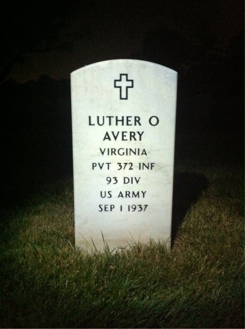 Luther Avery