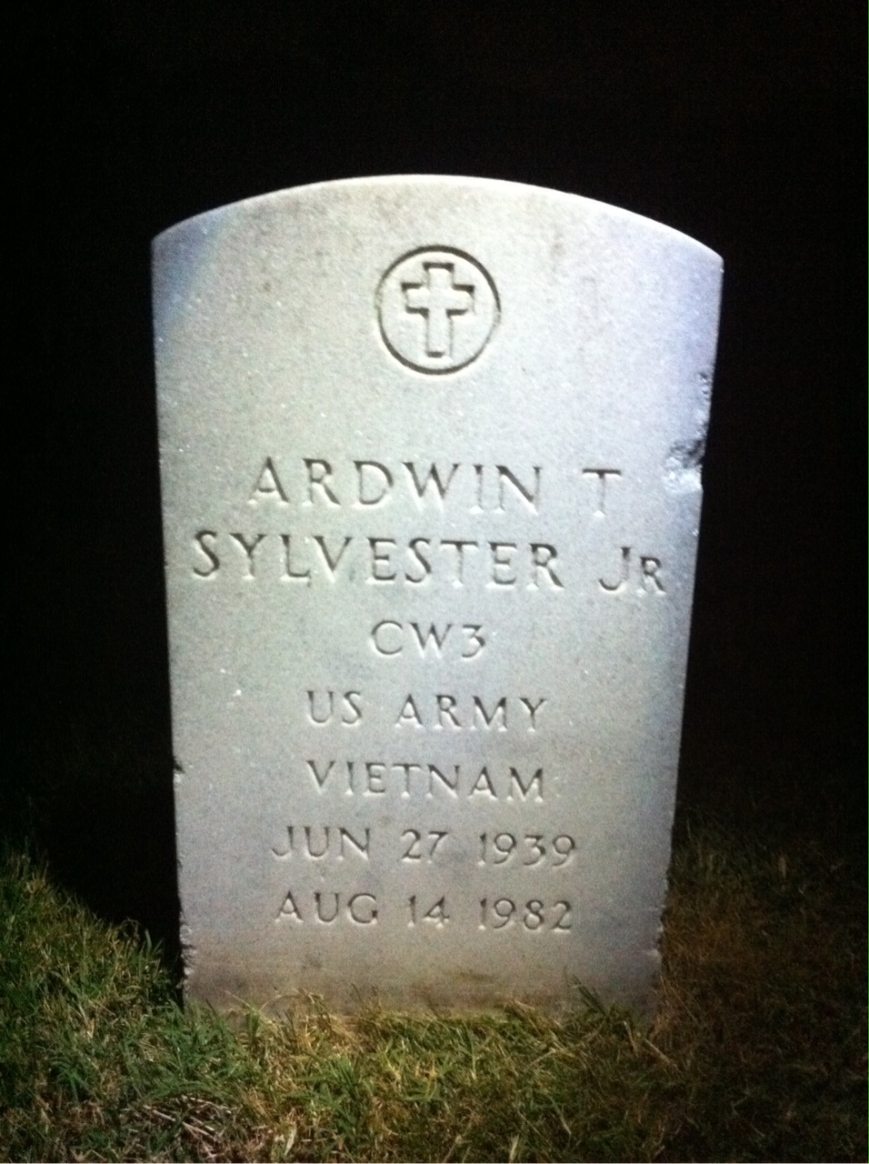 Ardwin T Sylvester