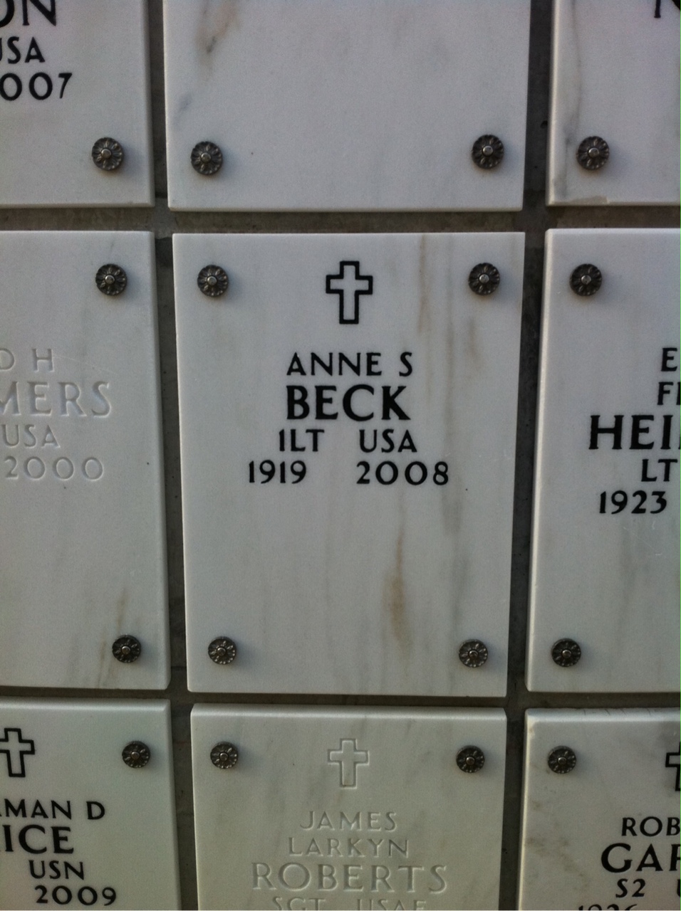Anne Beck