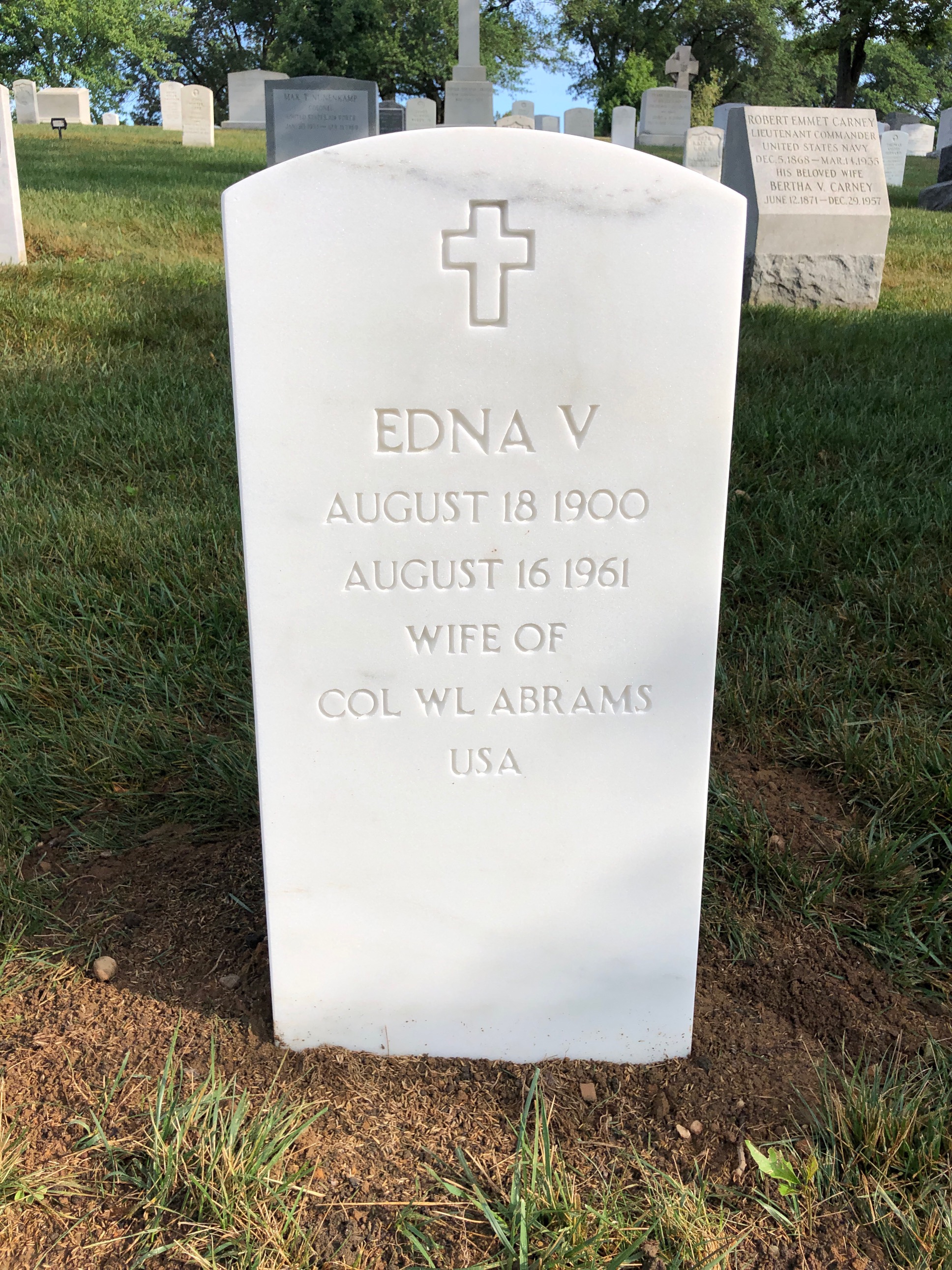 Edna Abrams