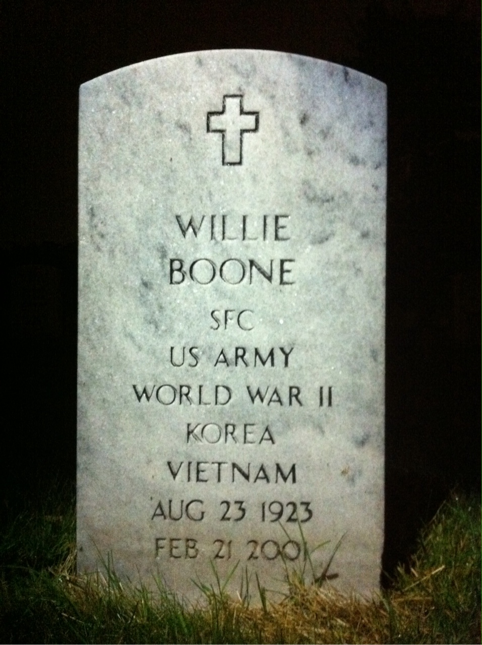 Willie E Boone