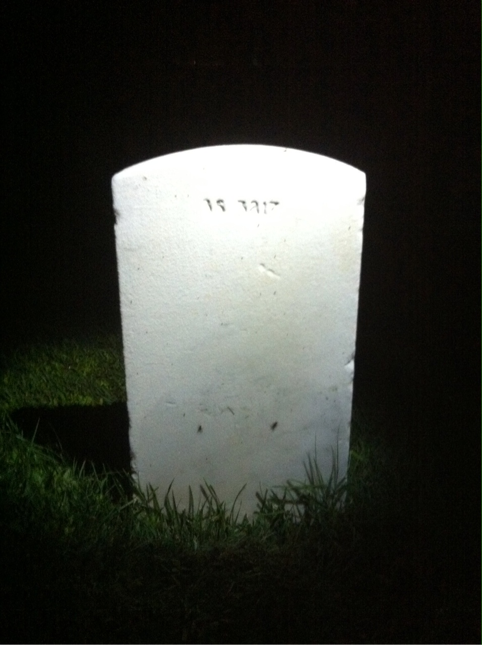 Back of headstone — Clyde Murr
