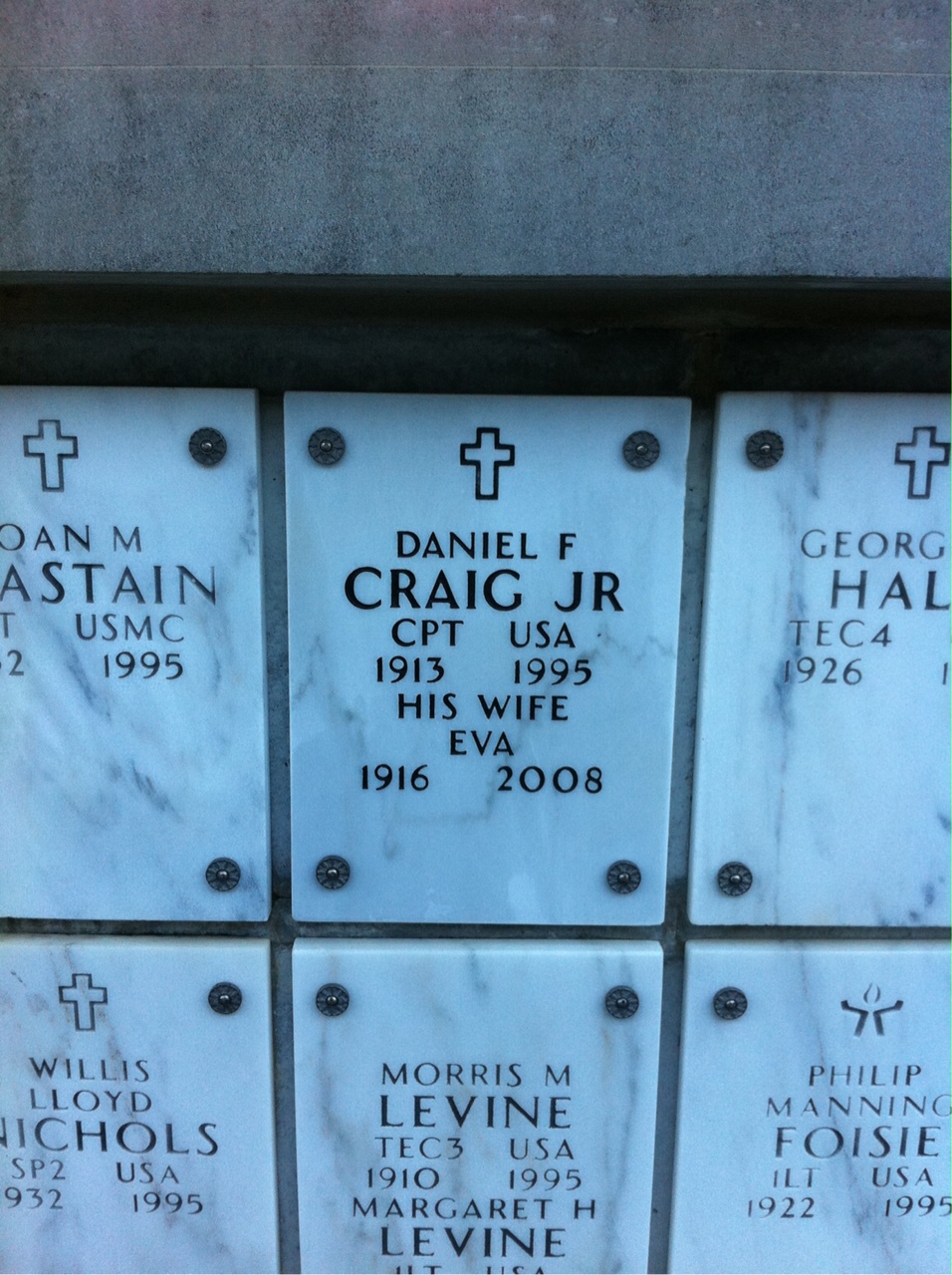 Daniel Craig