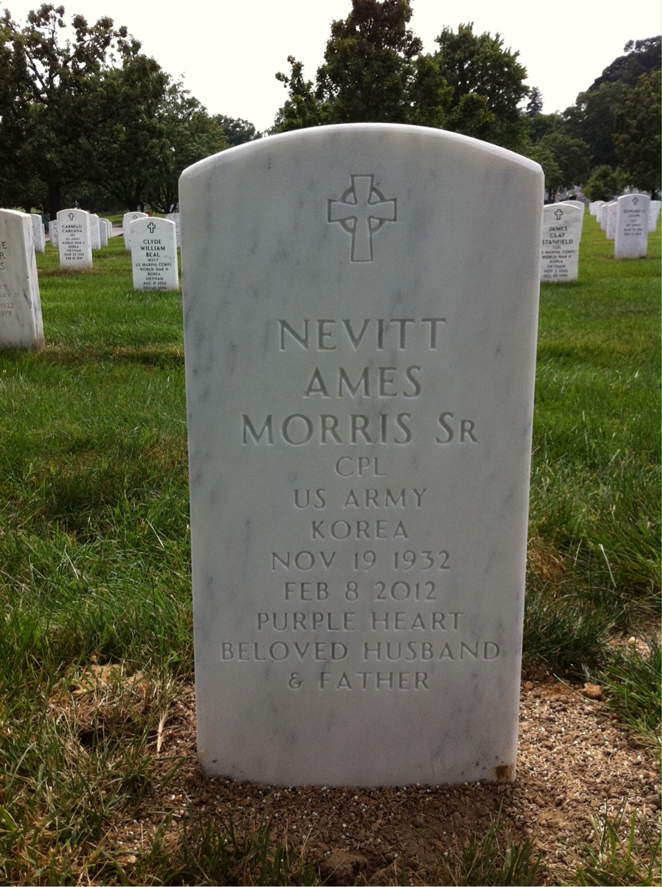 Nevitt Morris