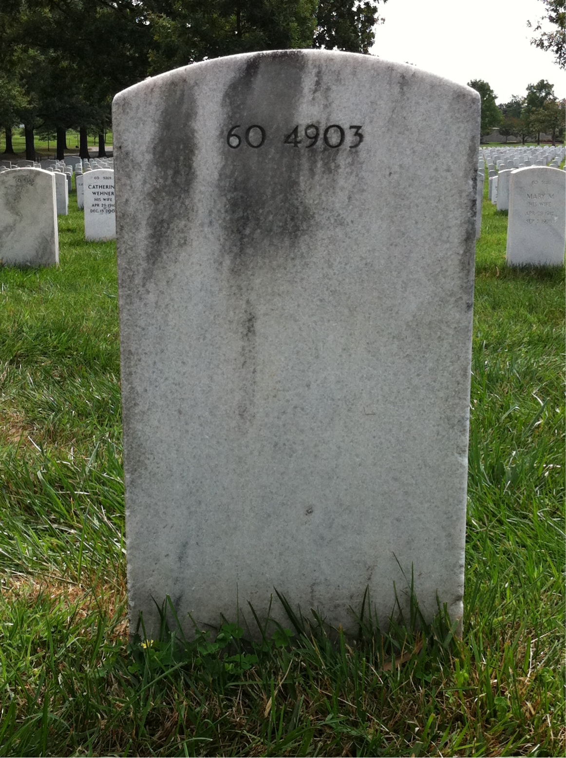 Back of headstone — Israel Munaker