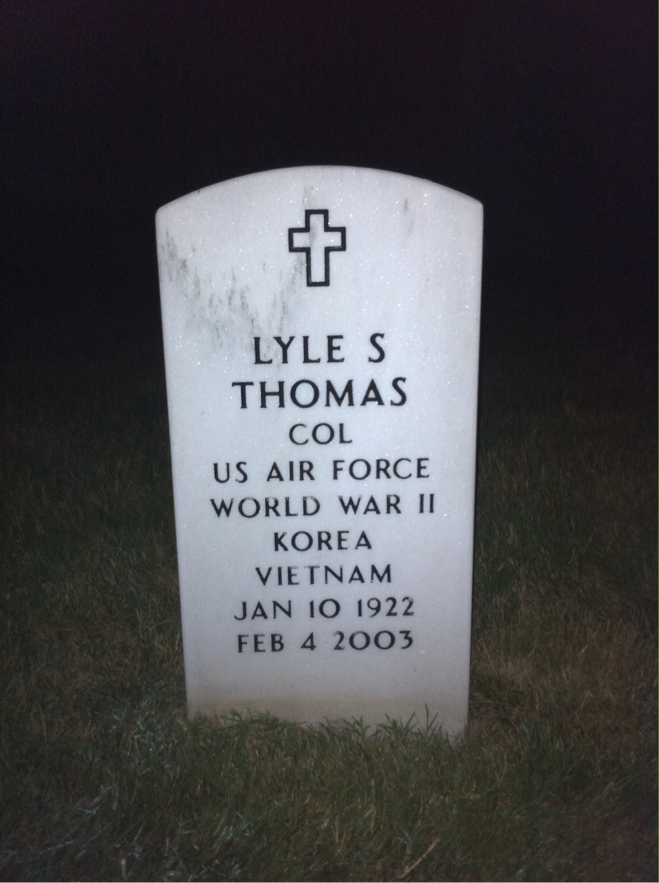 Lyle Thomas