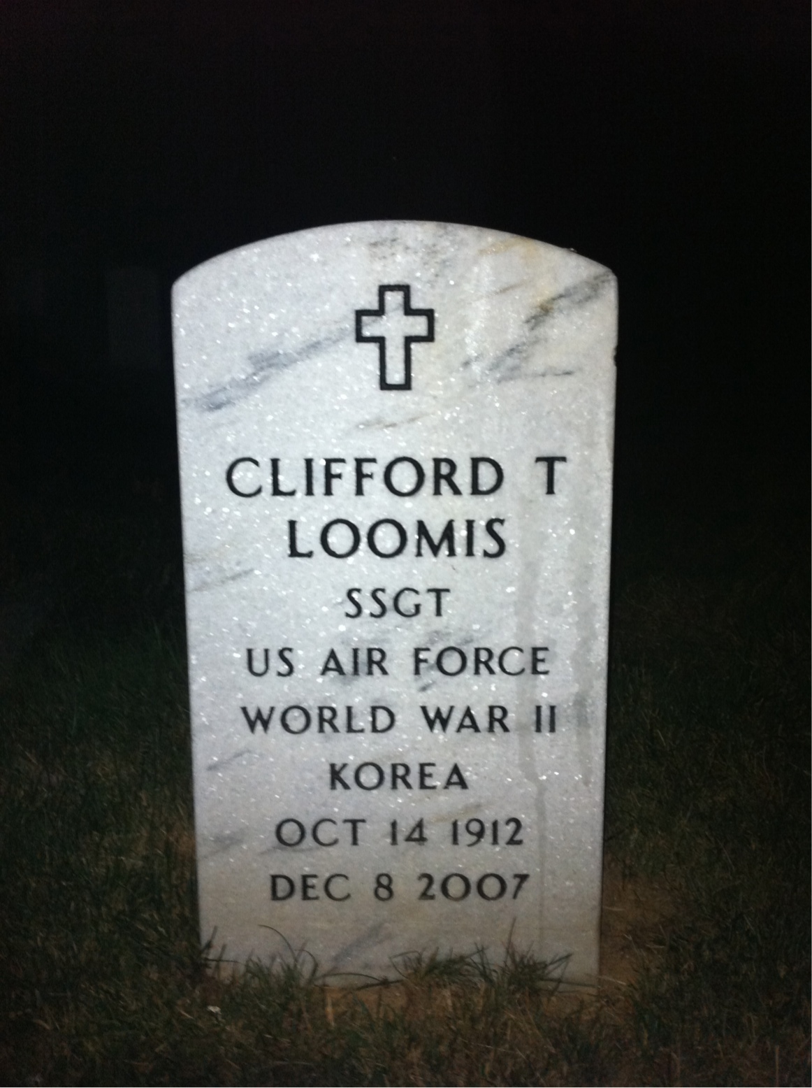 Clifford Loomis