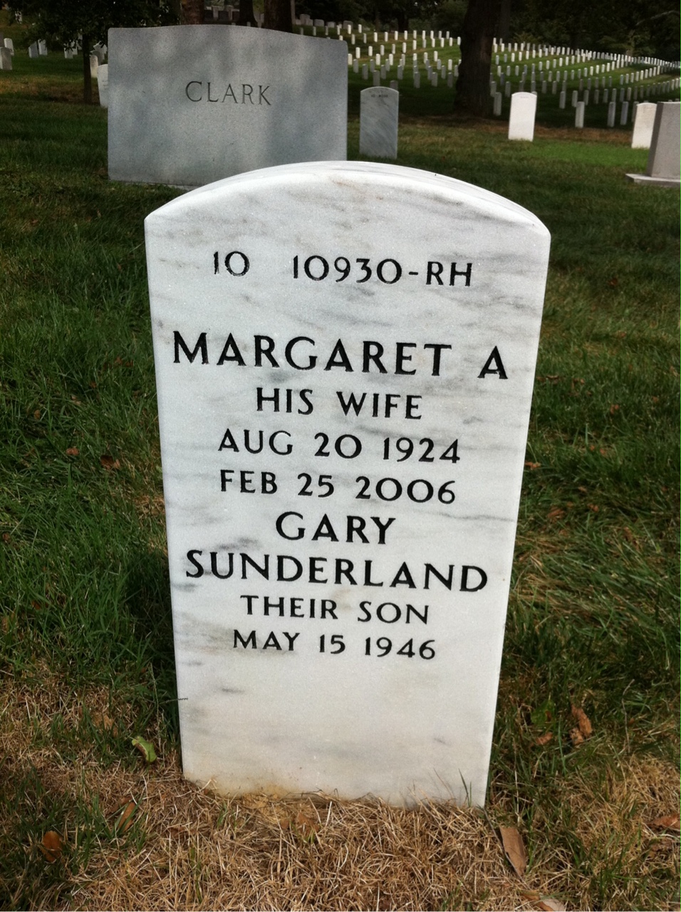 Back of headstone — Earl Mccain