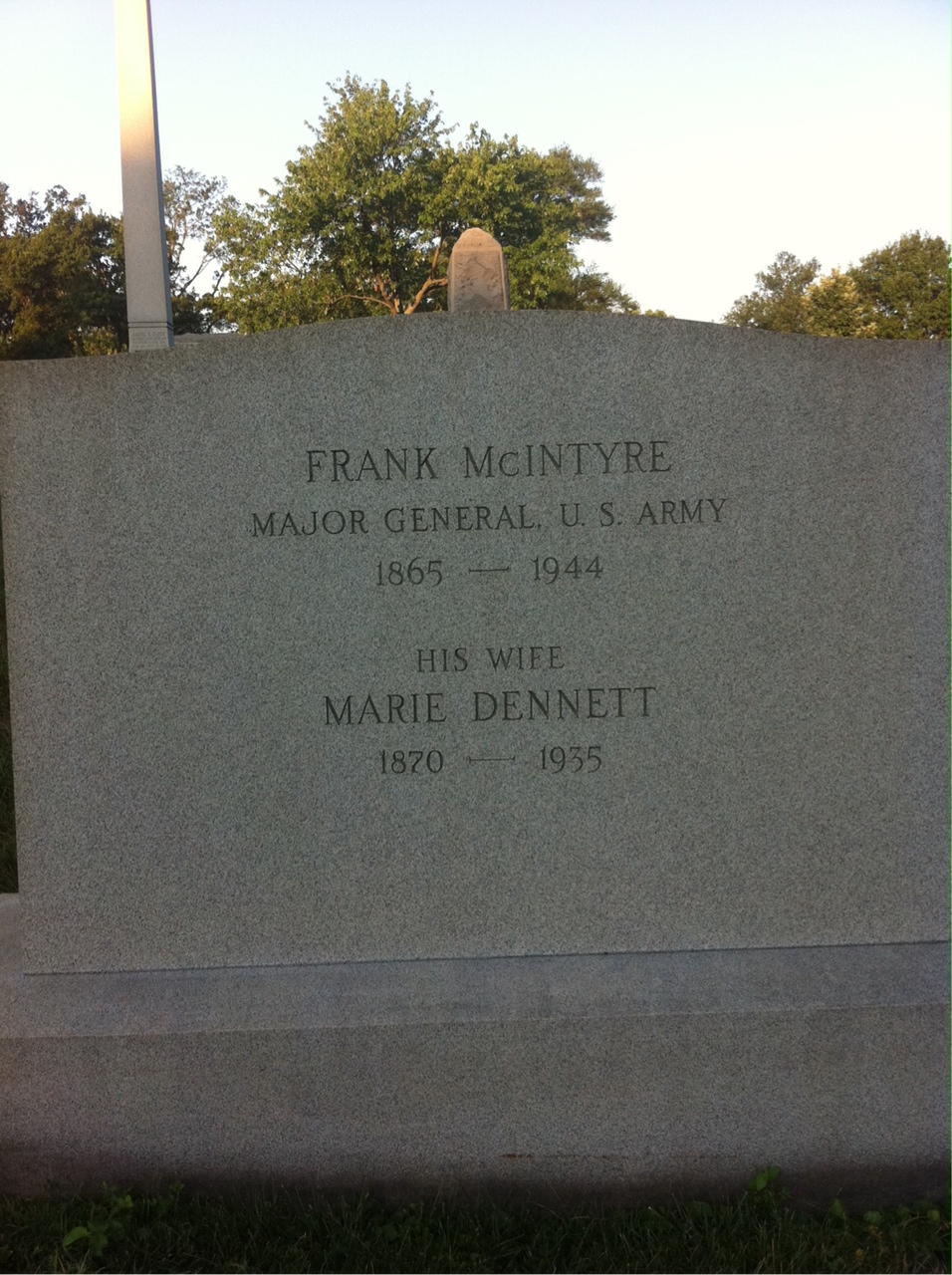 Frank Mcintyre