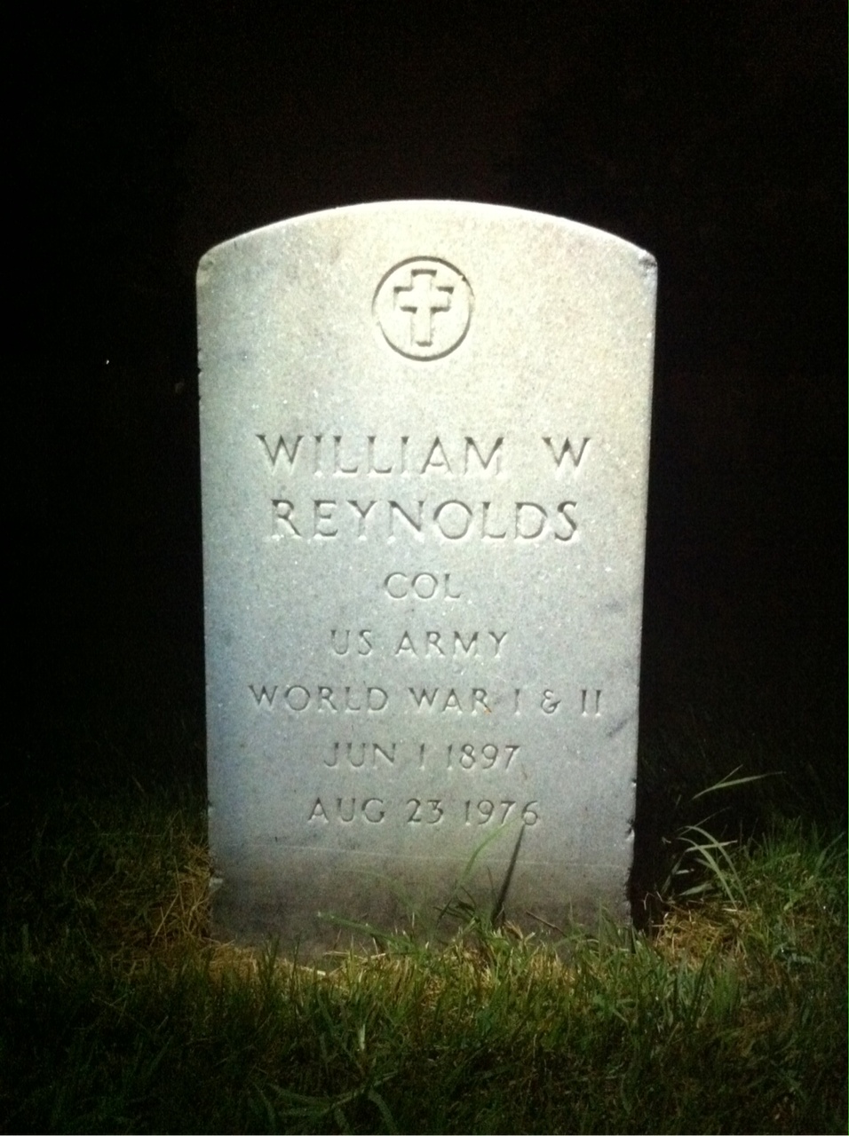 William W Reynolds