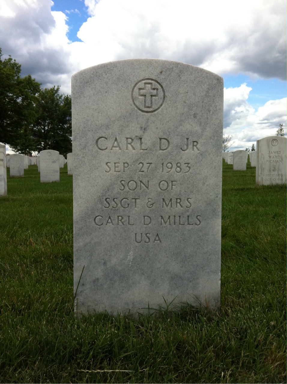 Carl Mills
