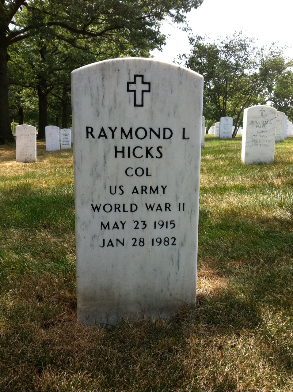 Raymond Hicks