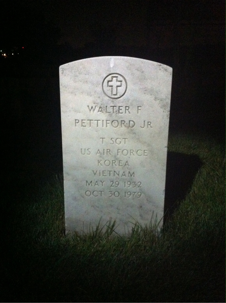 Walter F Pettiford