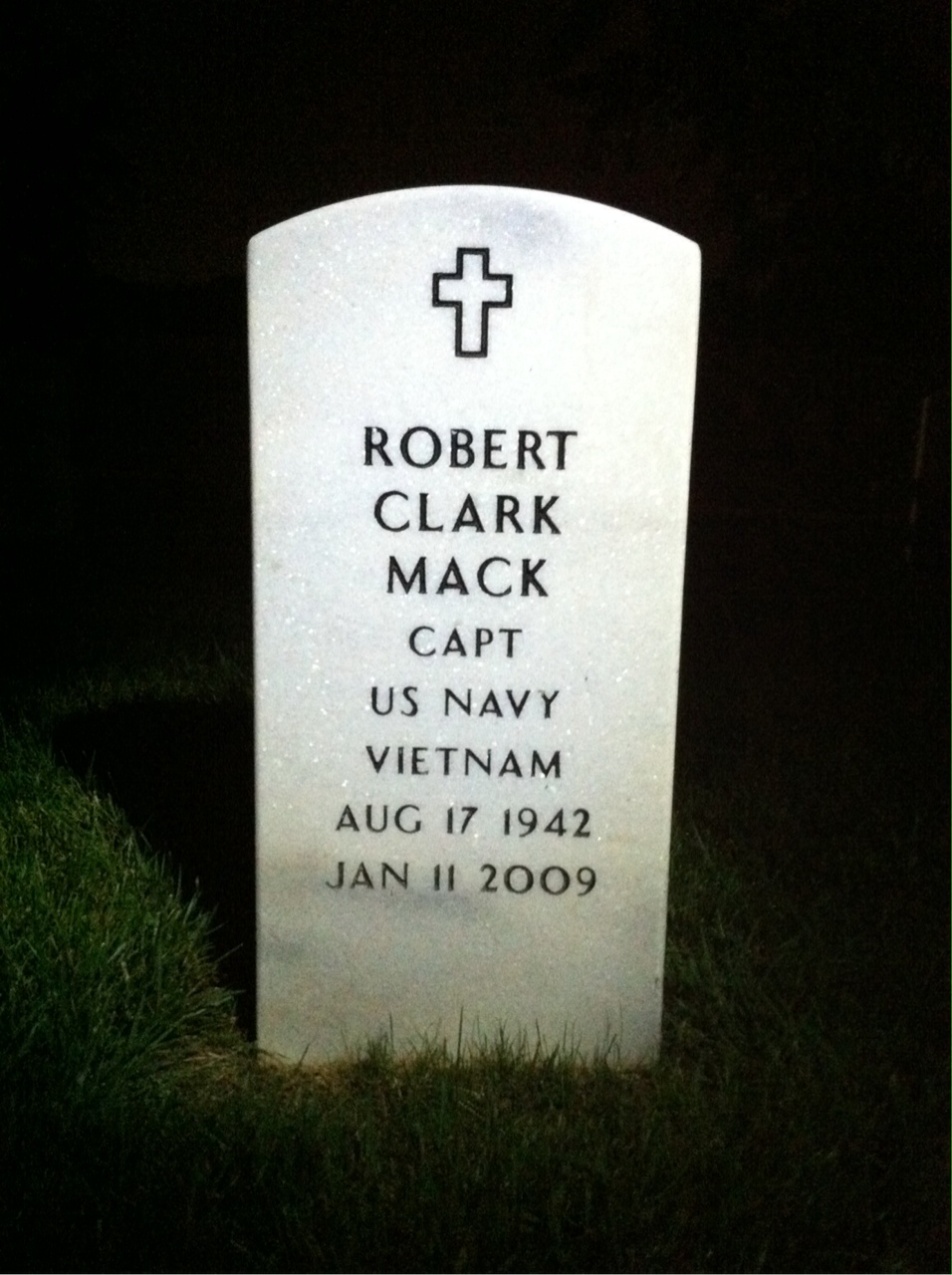 Robert Mack