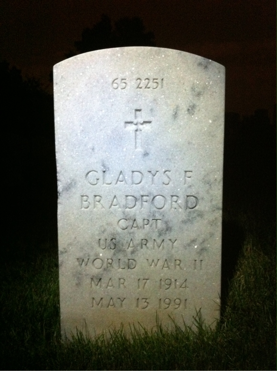 Back of headstone — Blythe Bradford
