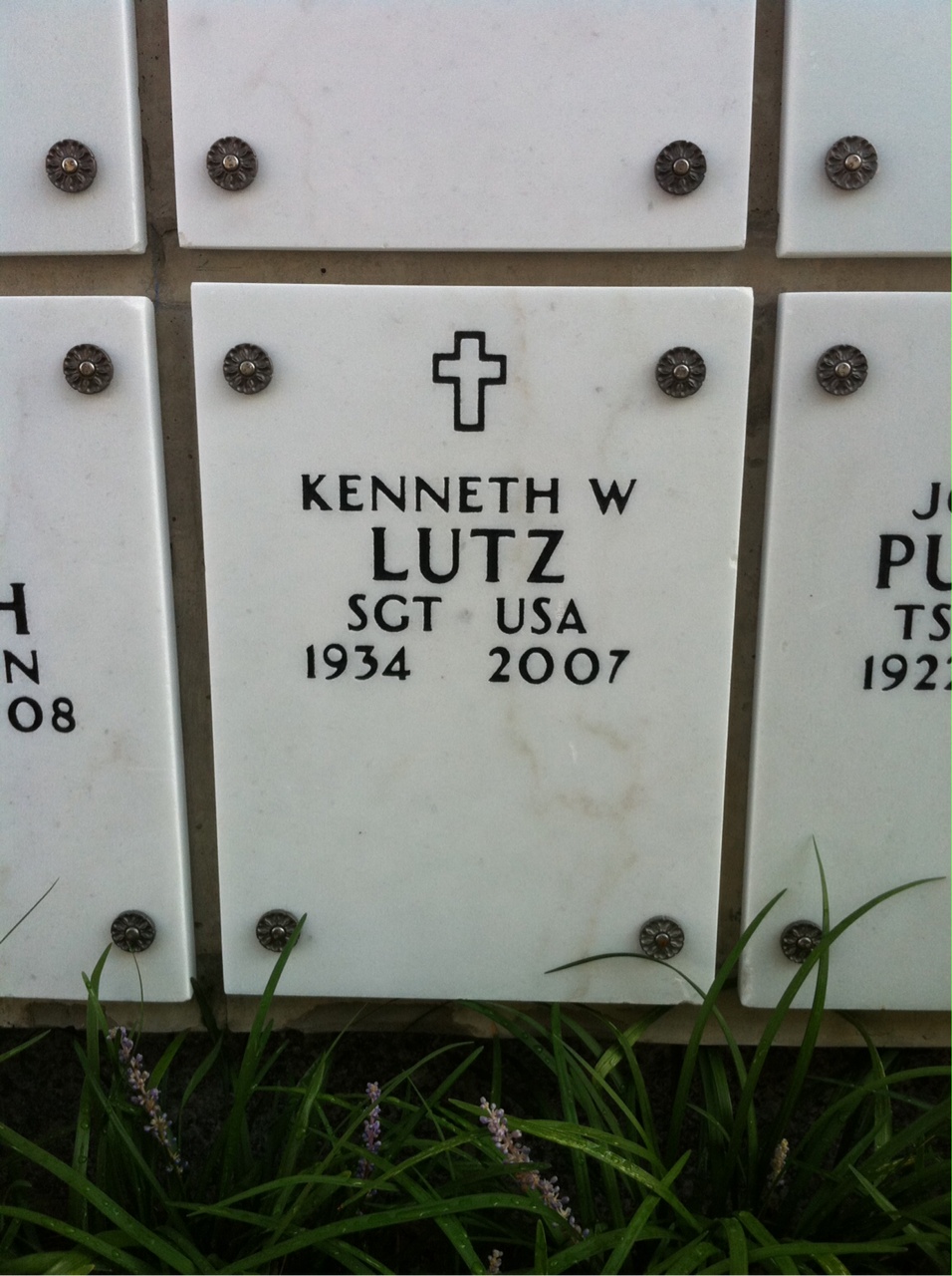 Kenneth Lutz