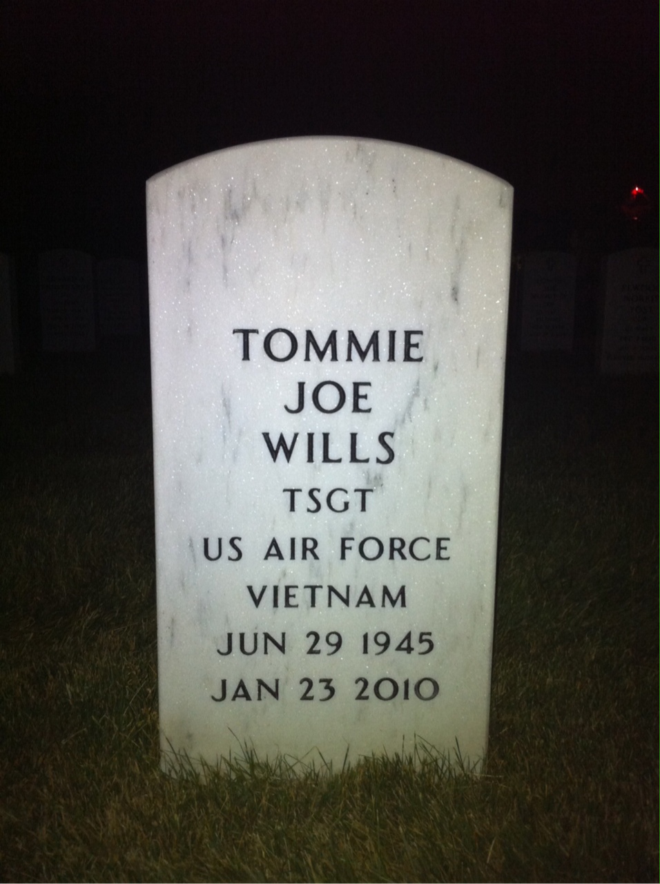 Tommie J Wills