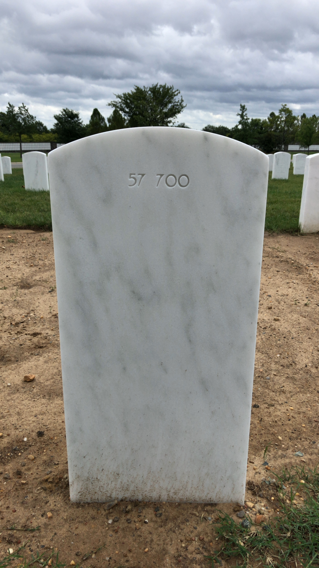 Back of headstone — Victor Y Vinegas