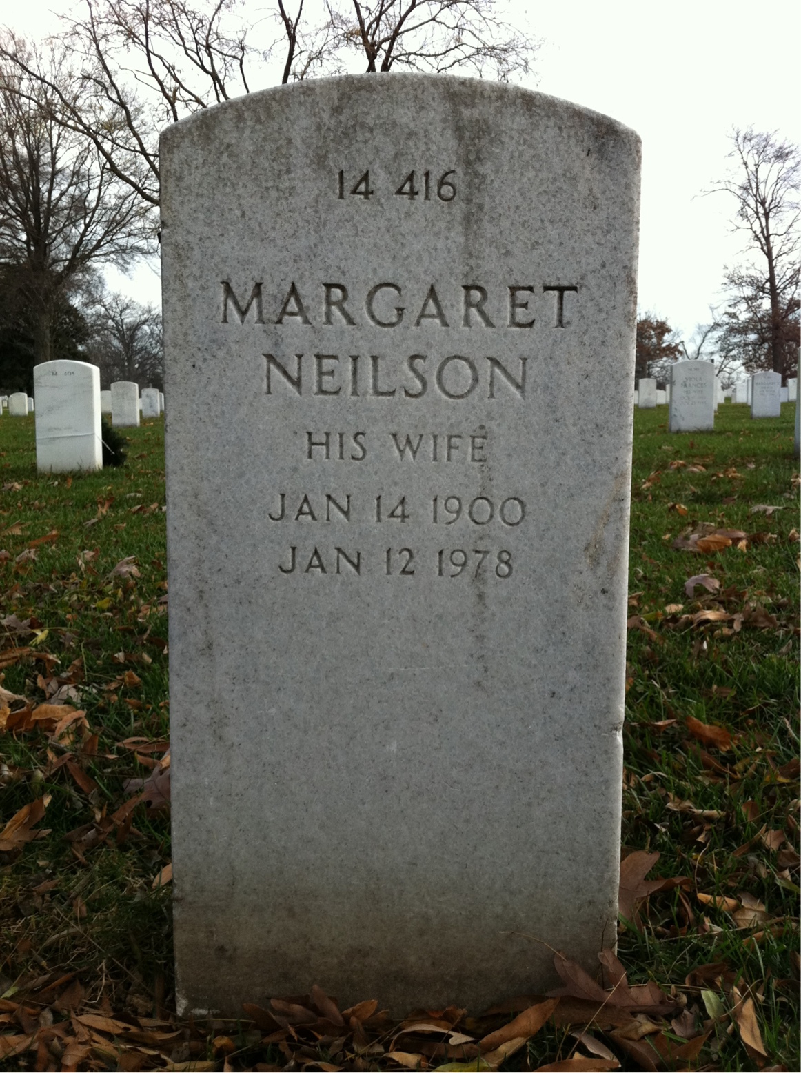 Back of headstone — Lloyd Myer