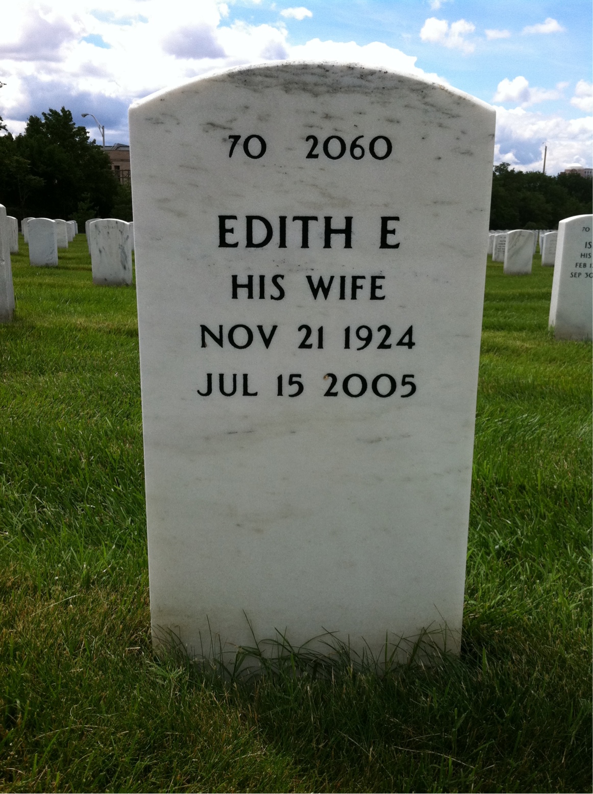 Back of headstone — Lionel Silva