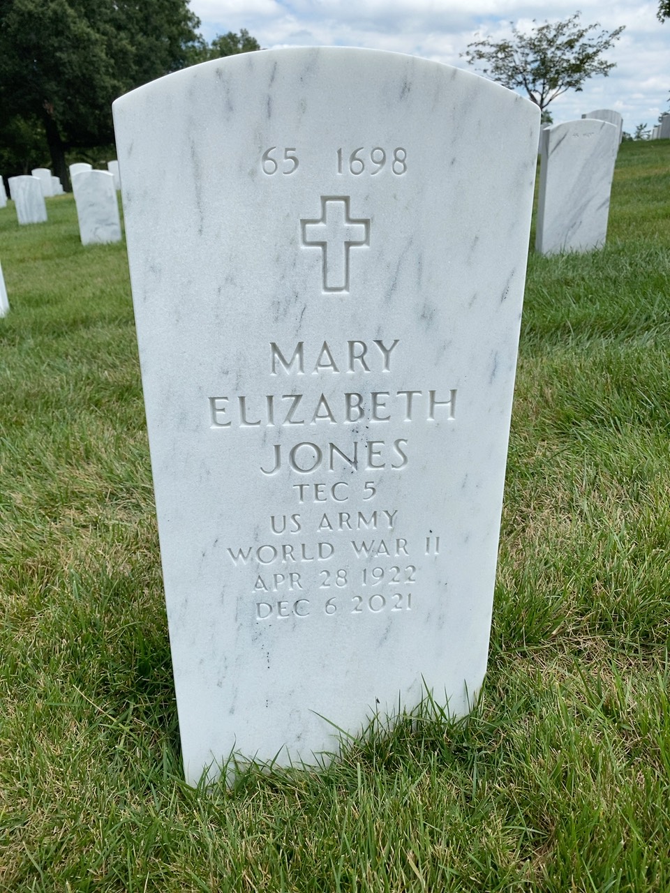 Back of headstone — Albert Stanley Jones