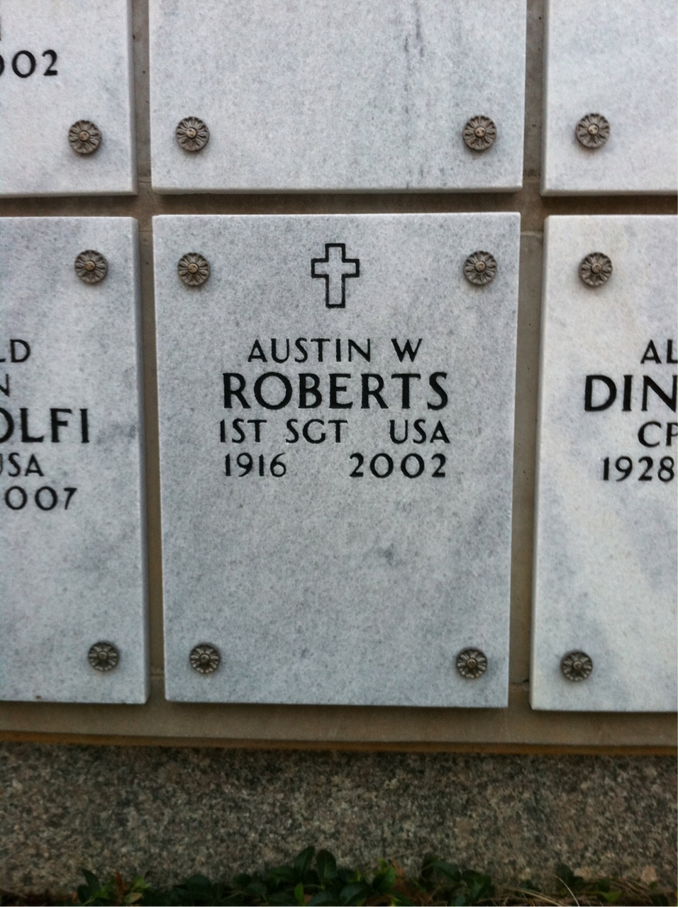 Austin Roberts