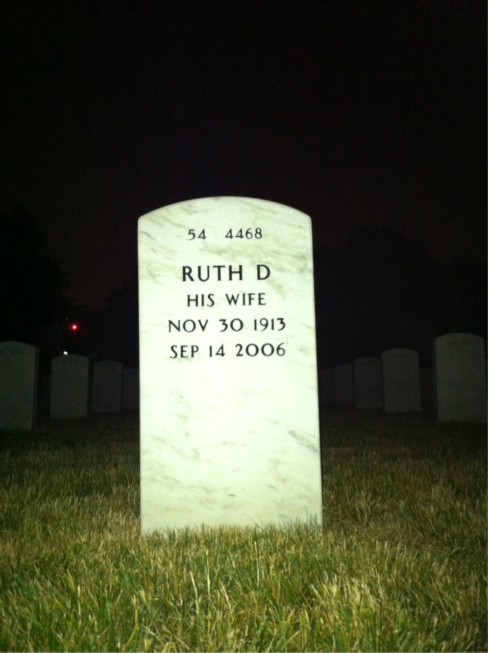 Back of headstone — Floyd Saunders