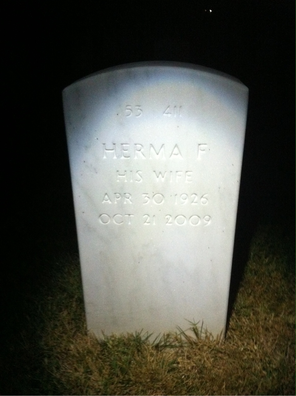Back of headstone — Manuel Vierra