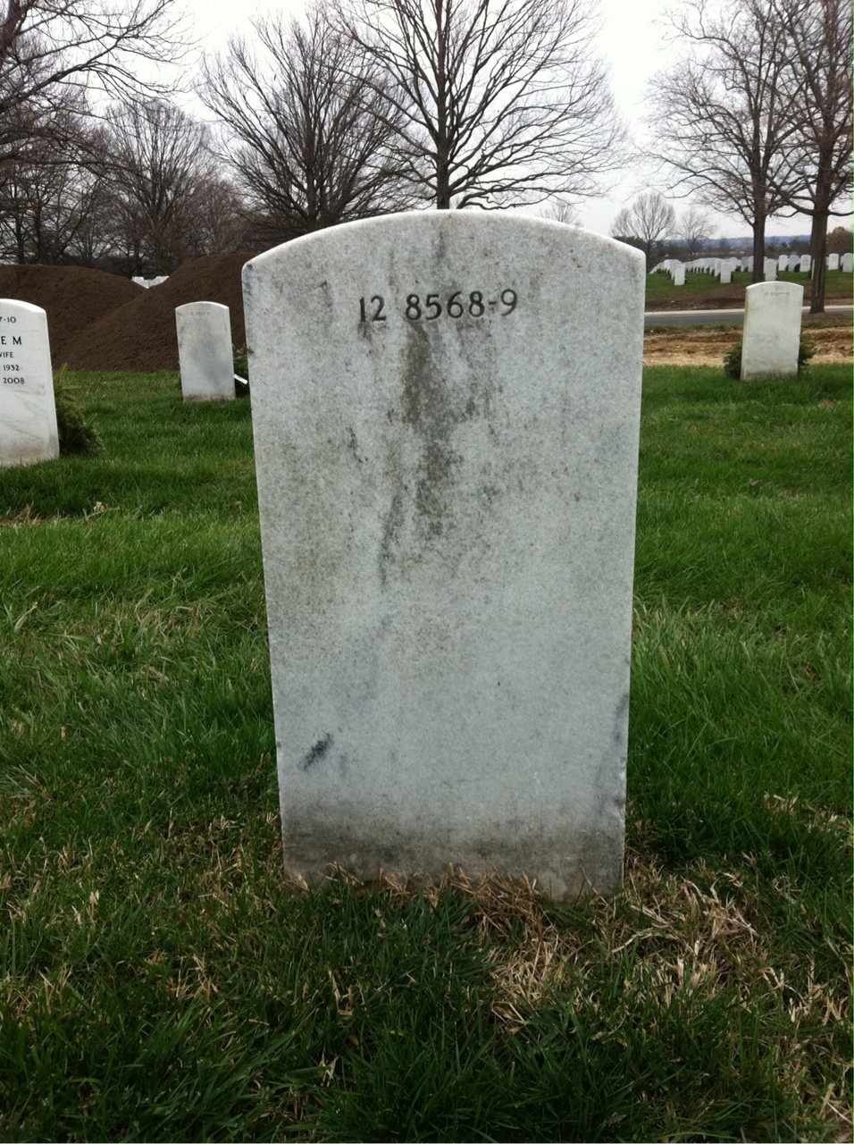Back of headstone — Wayne Reginald Tilley