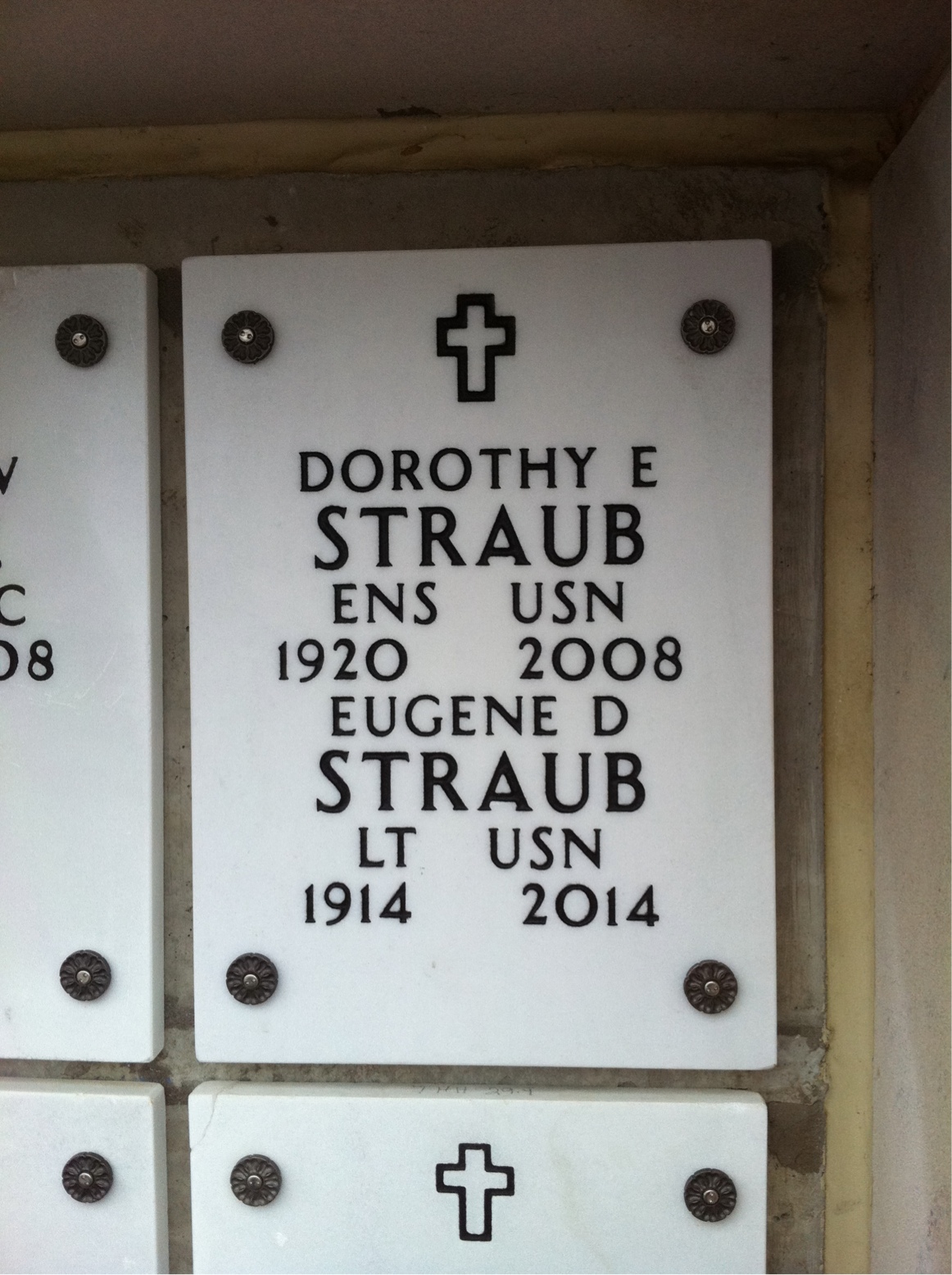 Eugene D Straub