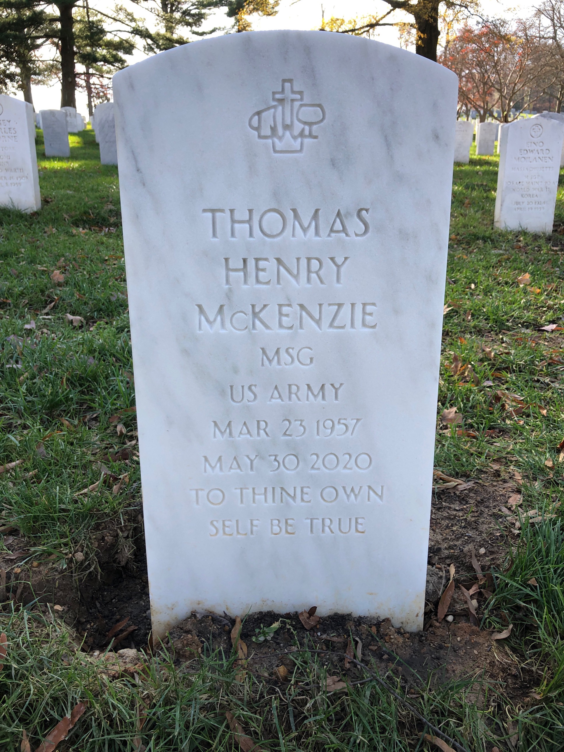 Thomas H Mckenzie
