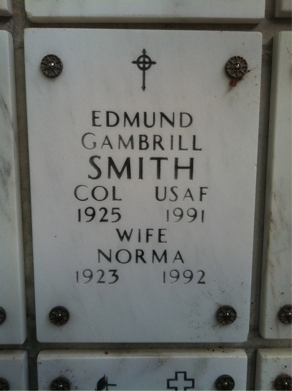 Edmund G Smith