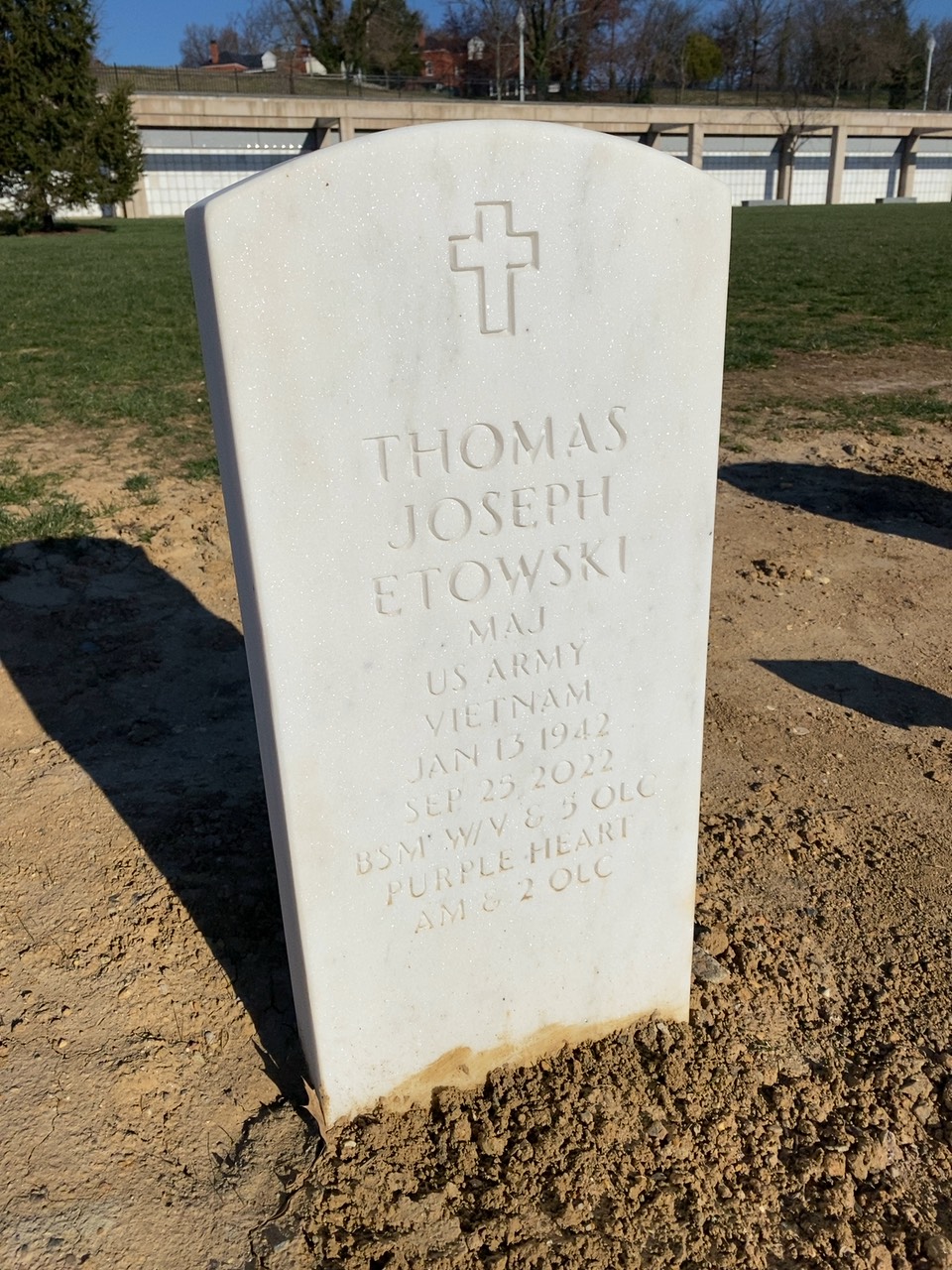 Thomas J Etowski