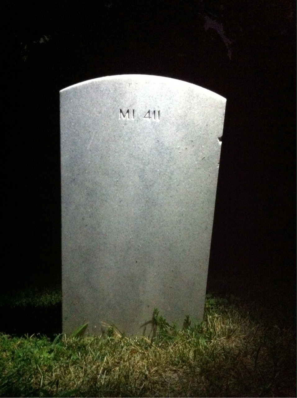 Headstone of Arthur B Faunce