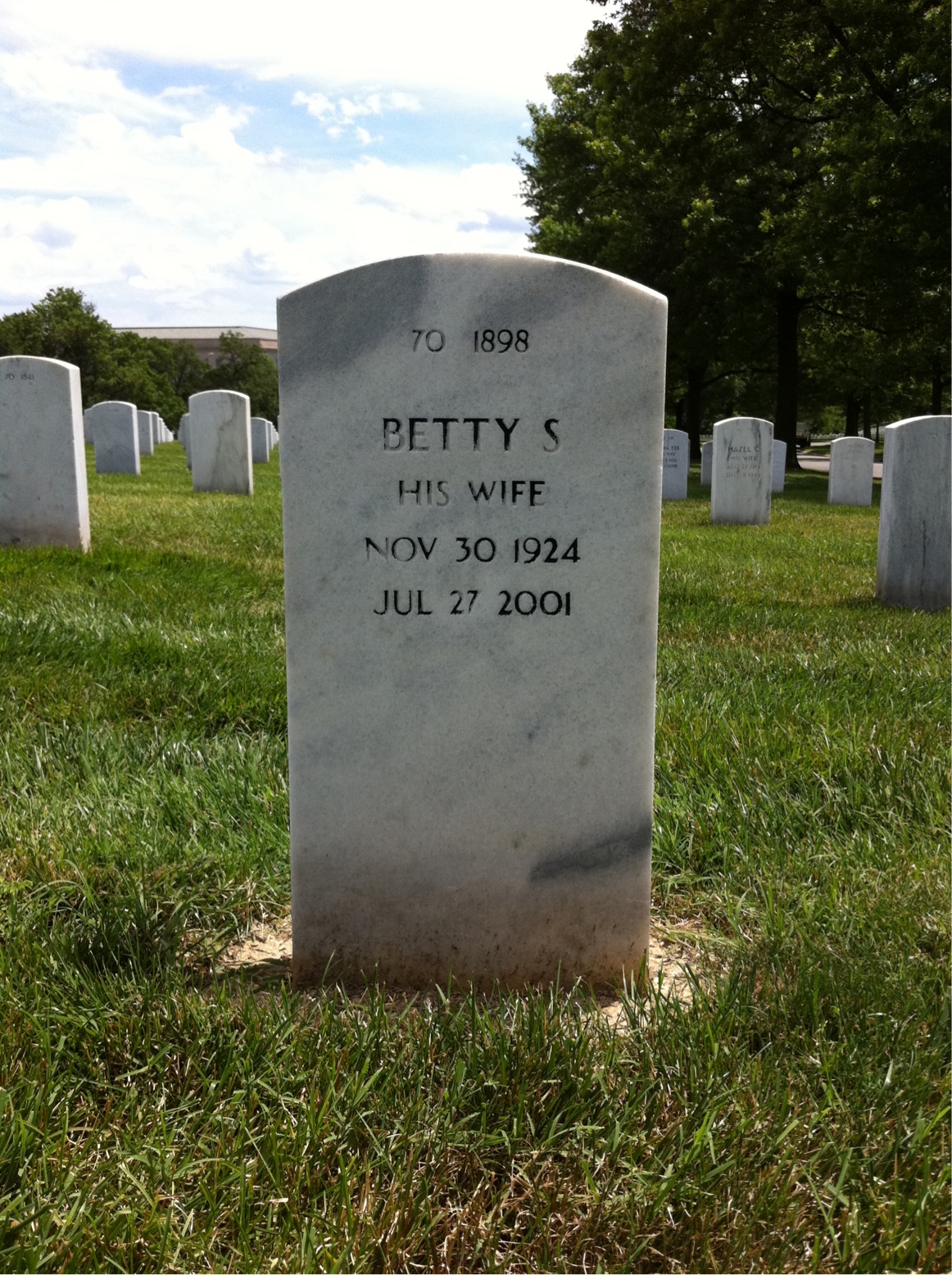 Back of headstone — Alan Mossien