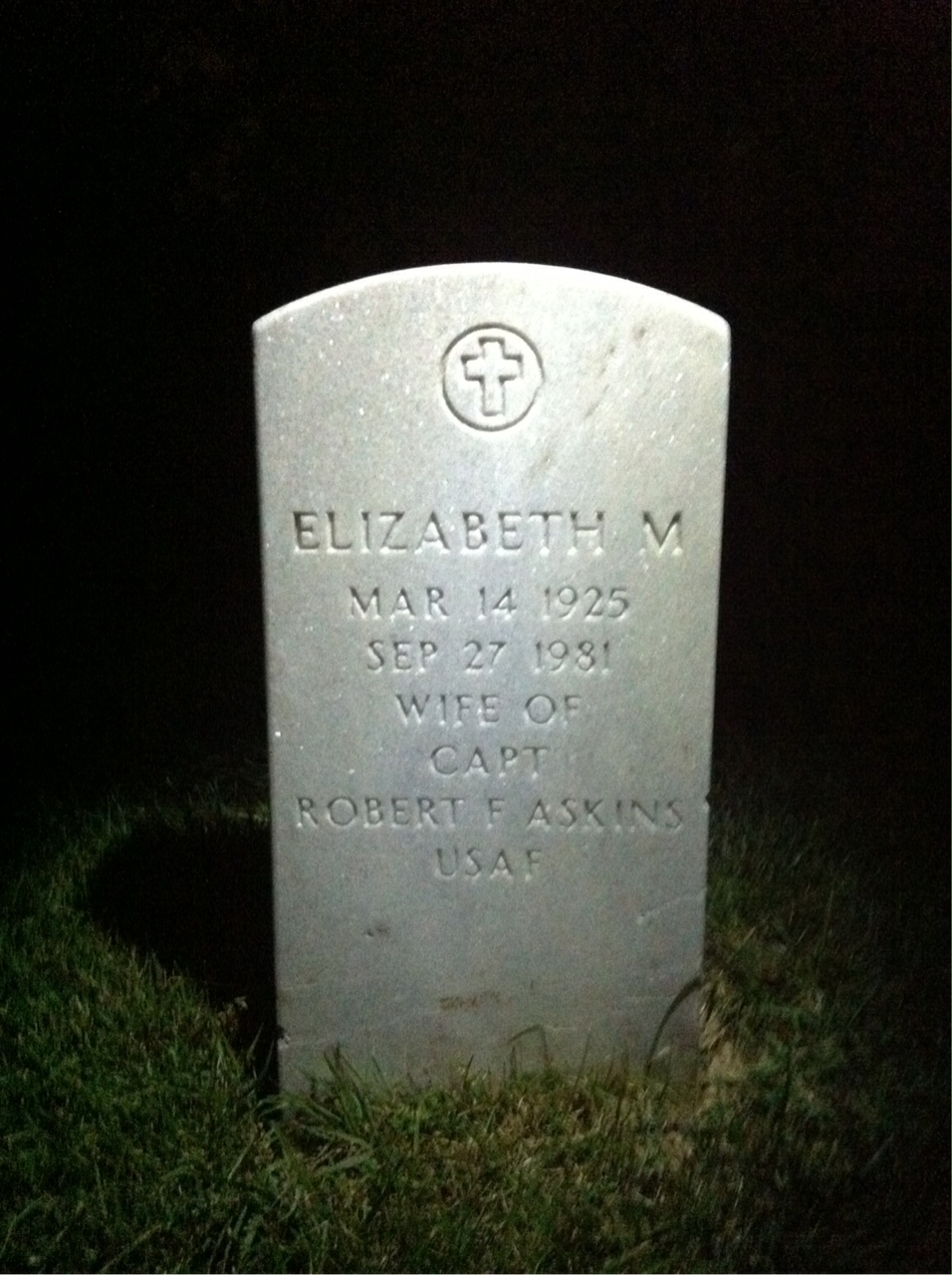 Elizabeth Askins