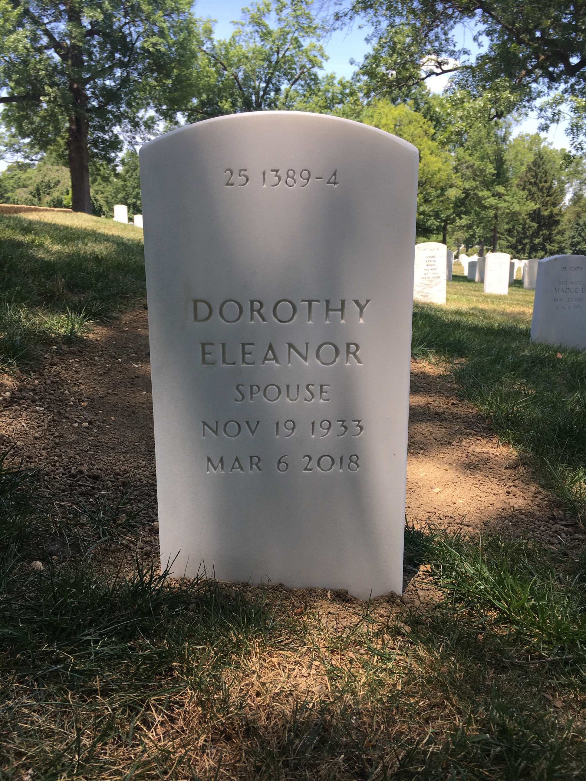 Back of headstone — Luvern Wooge