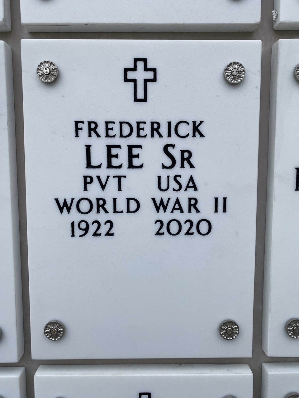 Frederick E Lee