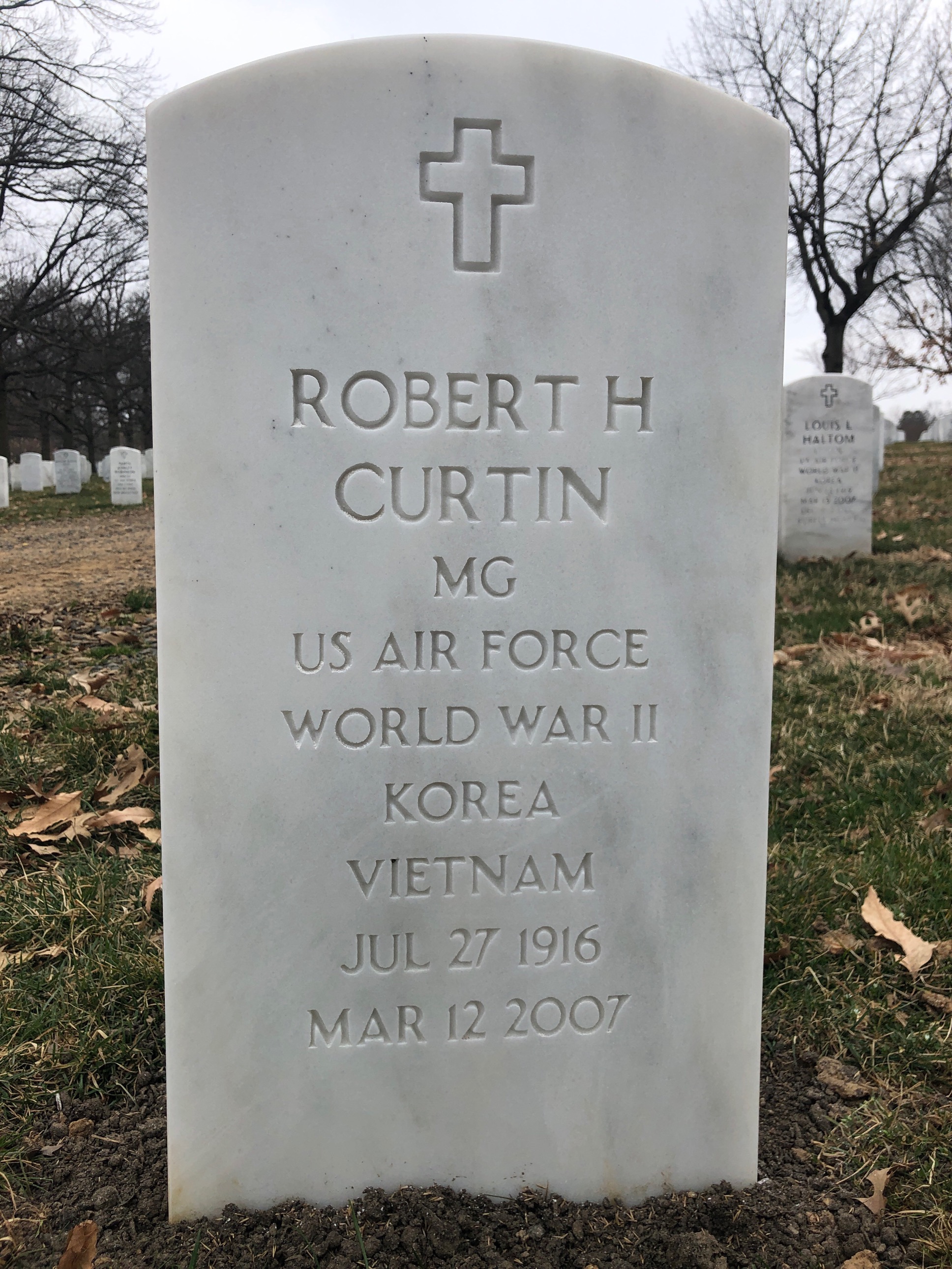 Robert Curtin