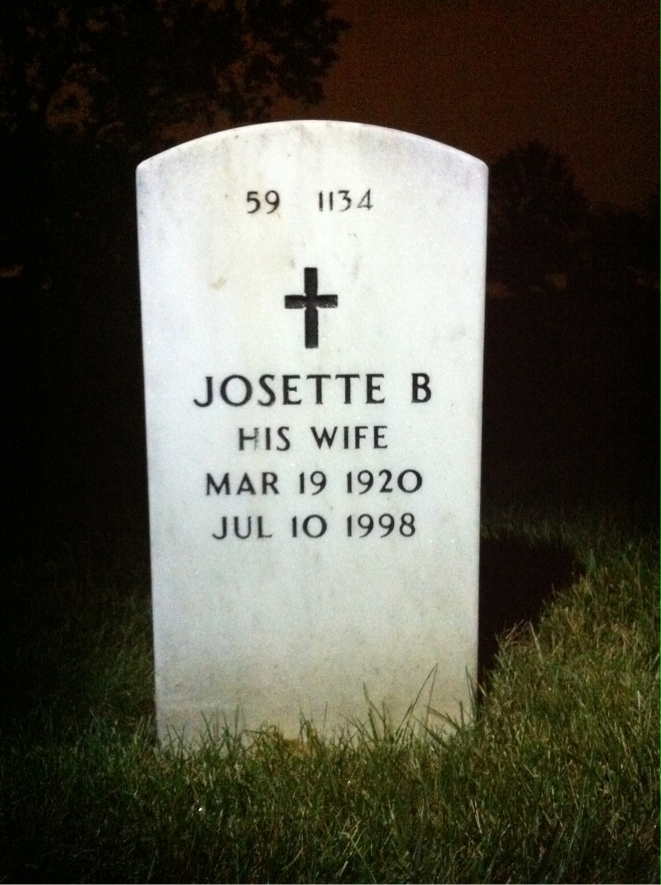 Back of headstone — Herbert Avedon