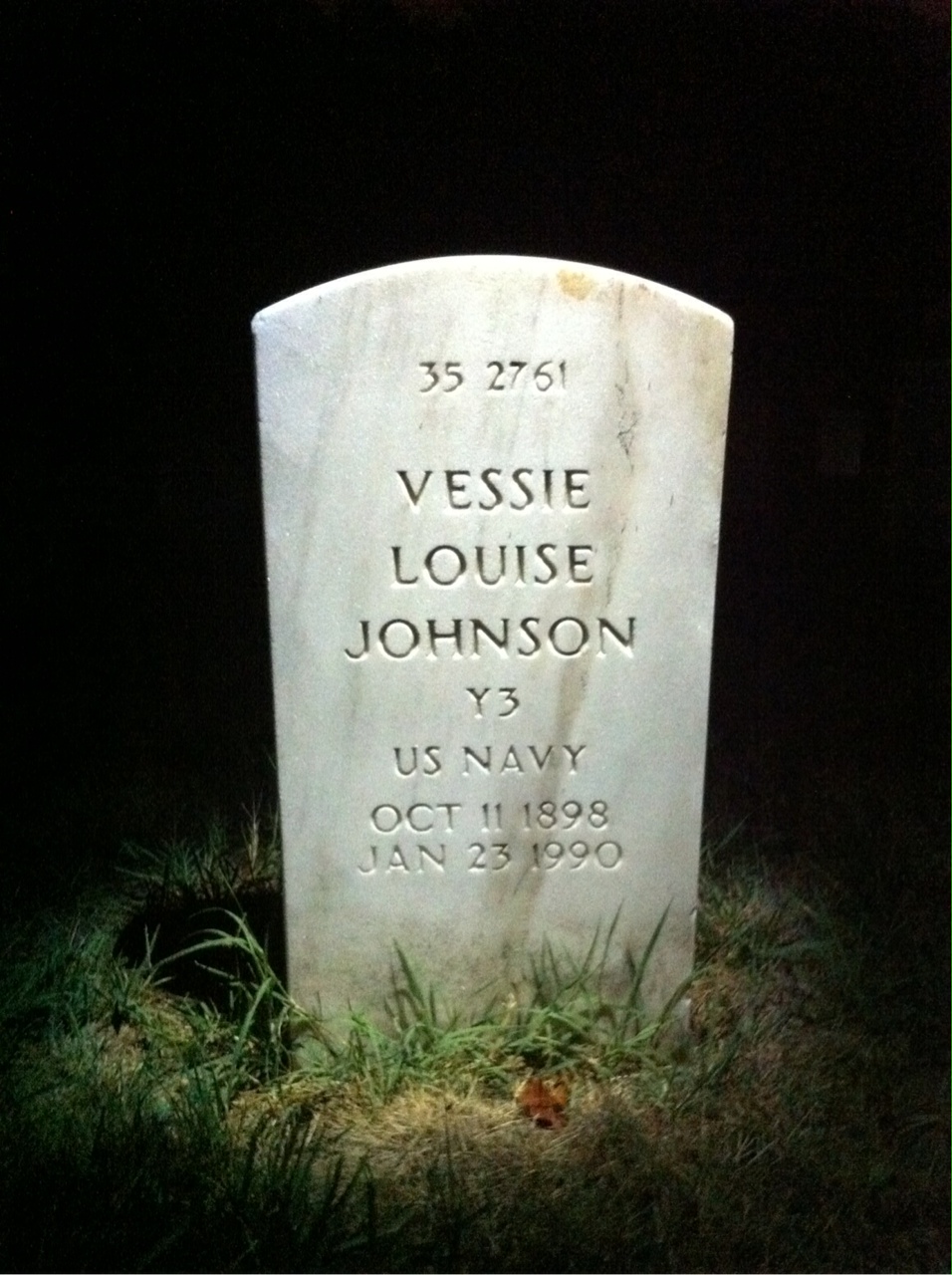 Back of headstone — Vessie Louise Johnson