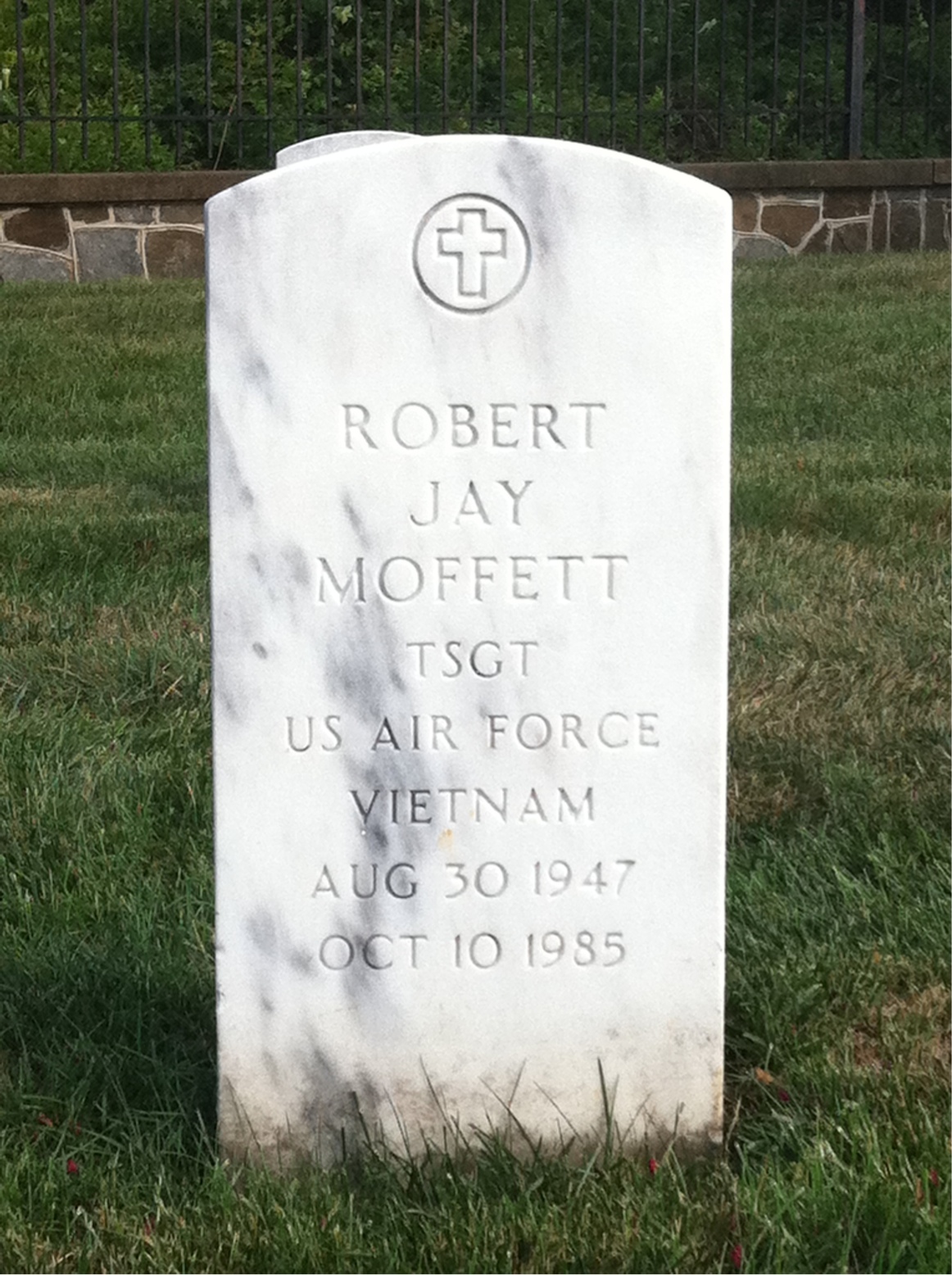 Robert Moffett