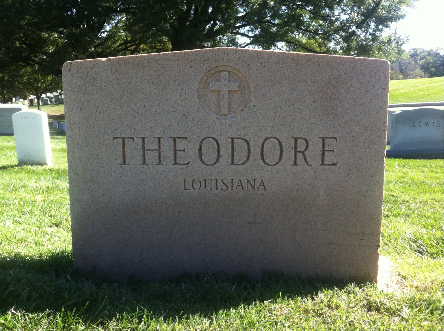 Back of headstone — Lawrence Theodore
