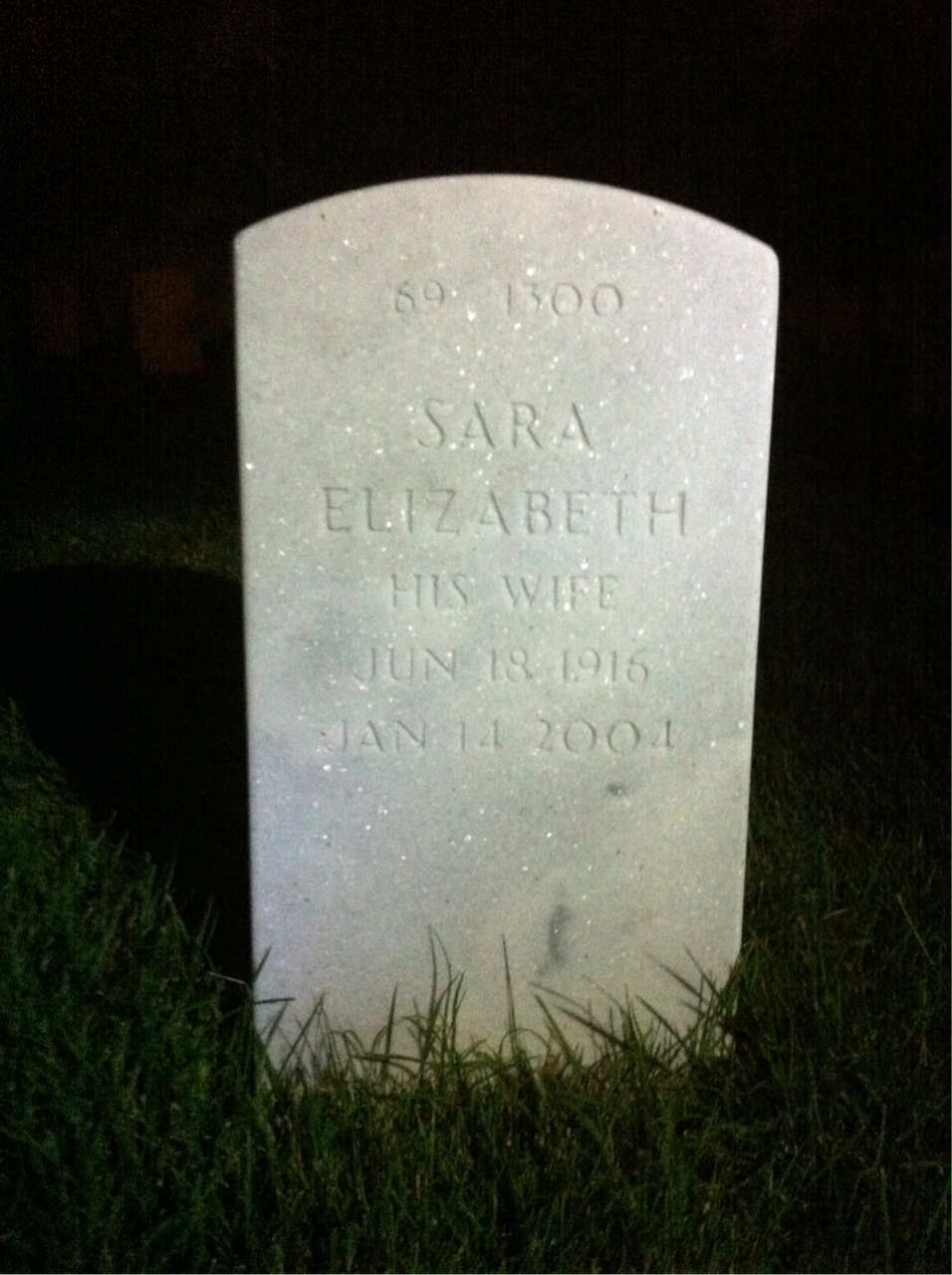 Back of headstone — Hoye Moore