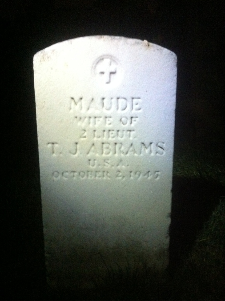 Maude Abrams