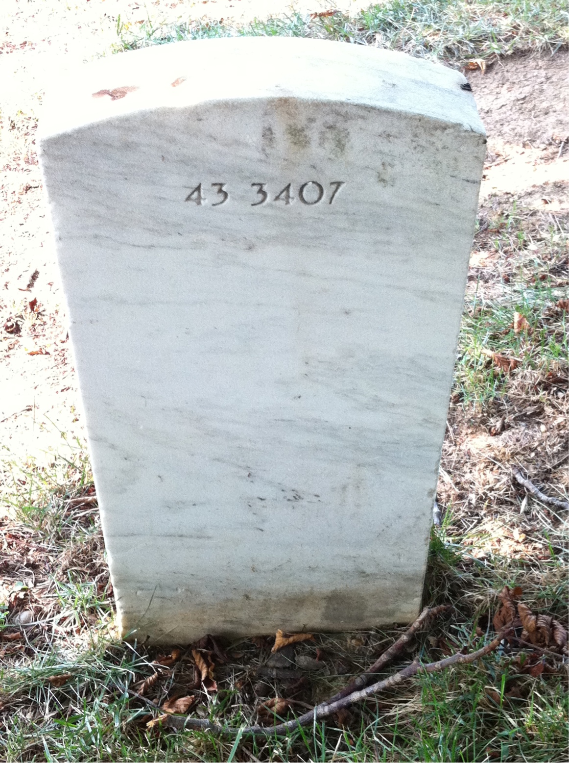 Back of headstone — Rodney Allen