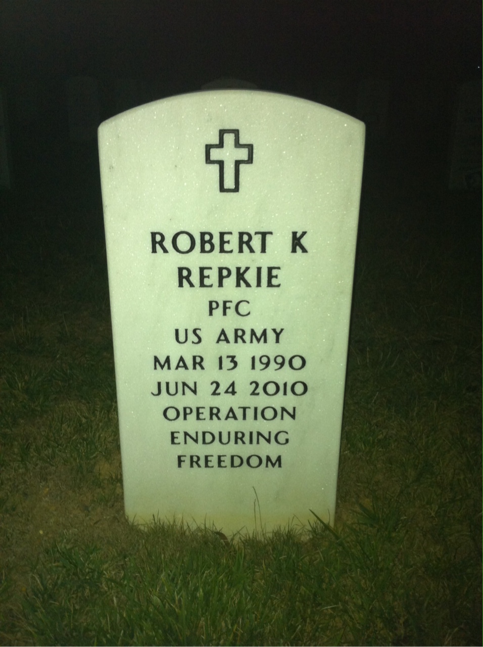 Robert Kelsey Levi Repkie